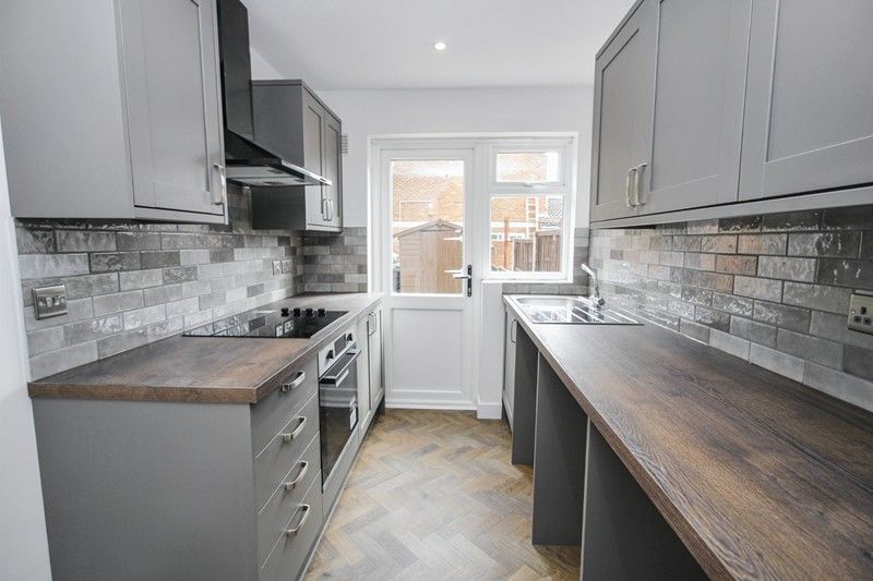 Property photo 2 of 10 Img_3524