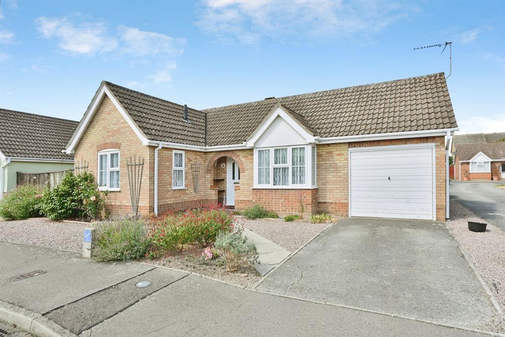 Property photo 1 of 15