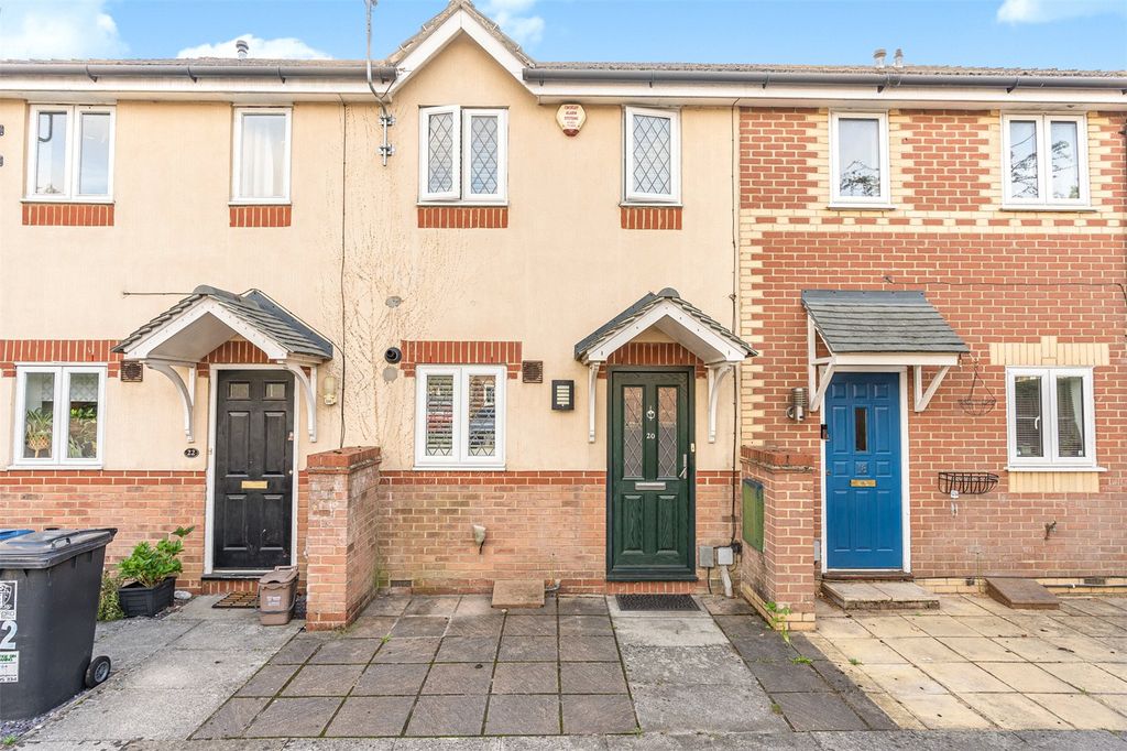 Property photo 1 of 12 Picture No. 17