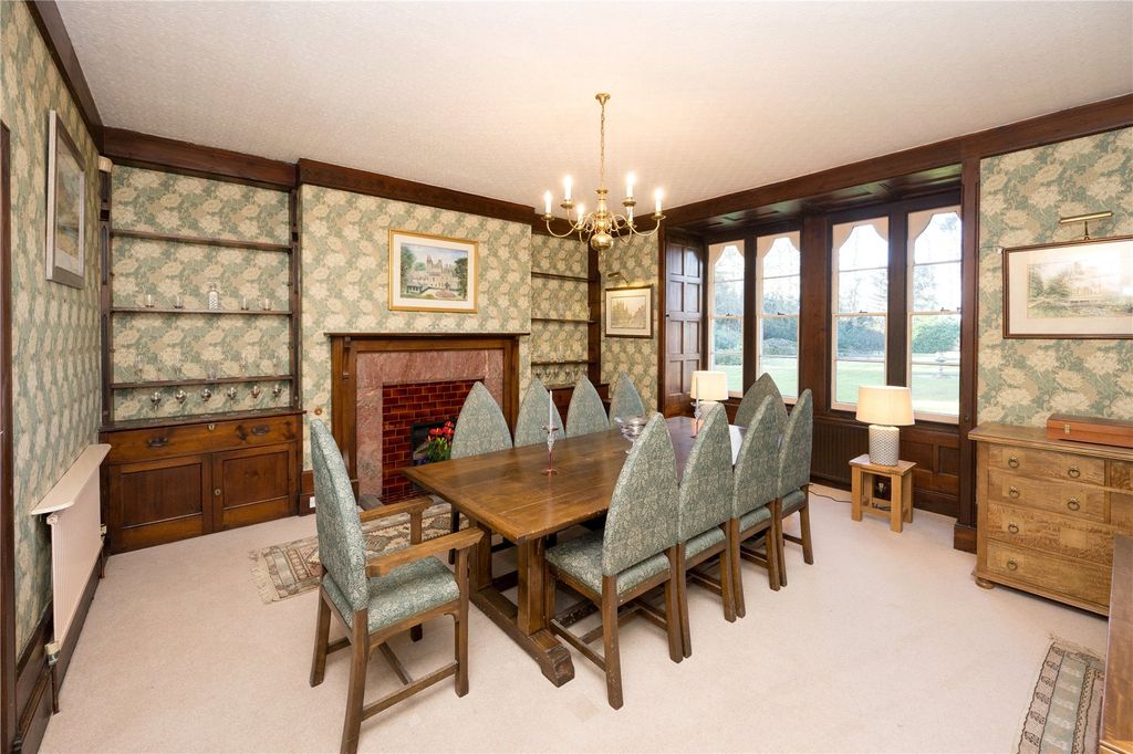 Property photo 2 of 20 Dining Room