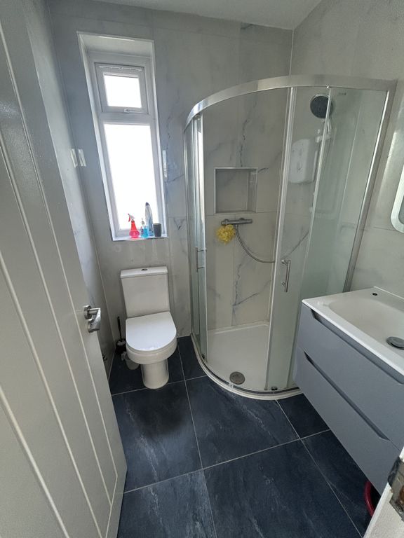 Property photo 3 of 3