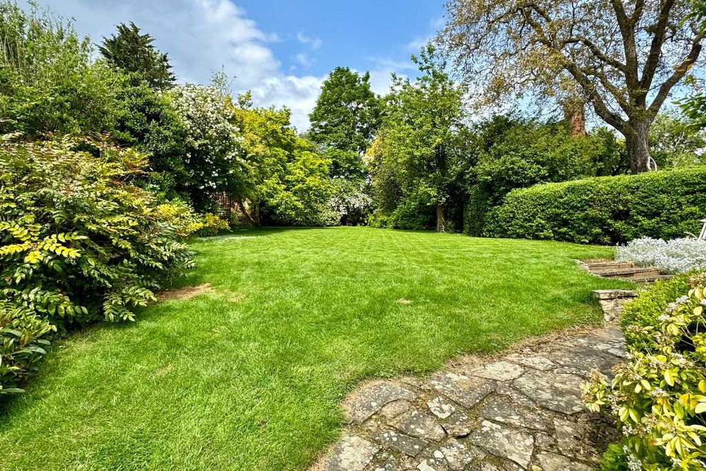Property photo 3 of 29