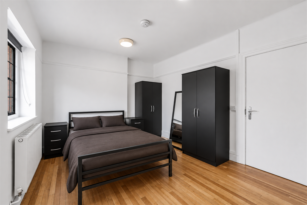 Property photo 1 of 6 (Main)
