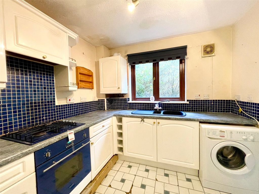 Property photo 3 of 9 Picture No. 17