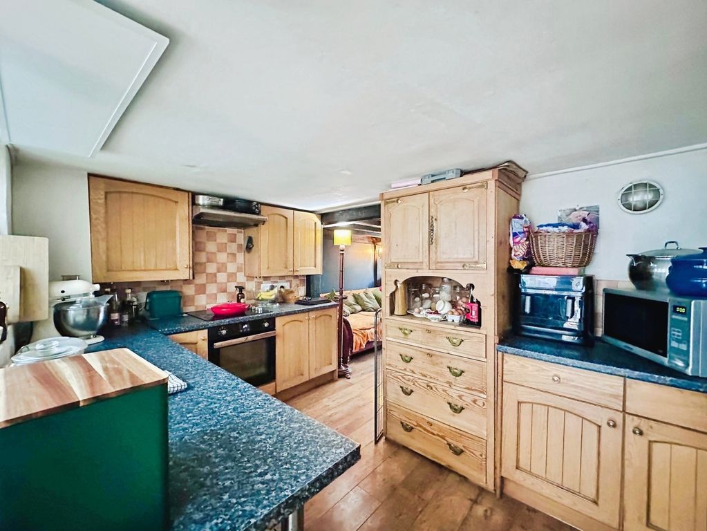 Property photo 3 of 13 Picture No. 13