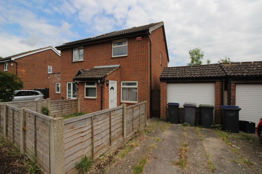 Property photo 1 of 8 4367890