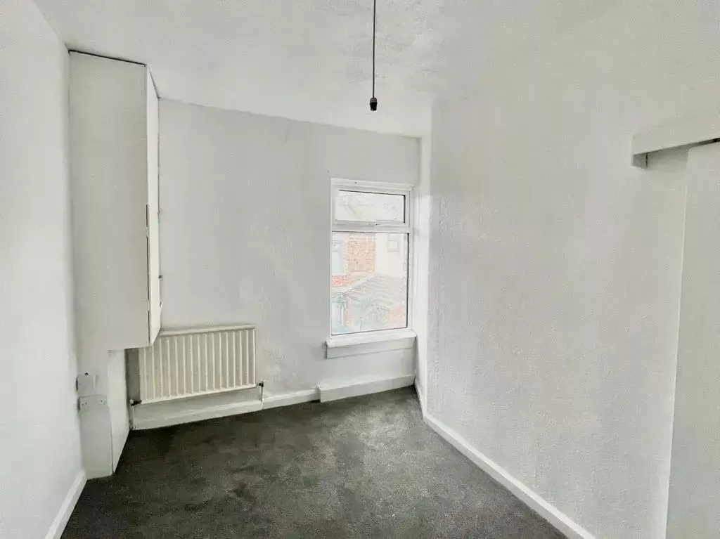 Property photo 2 of 9 Gallery