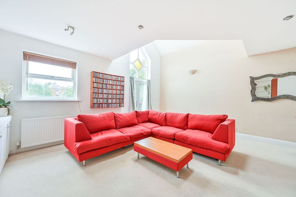 Property photo 2 of 15