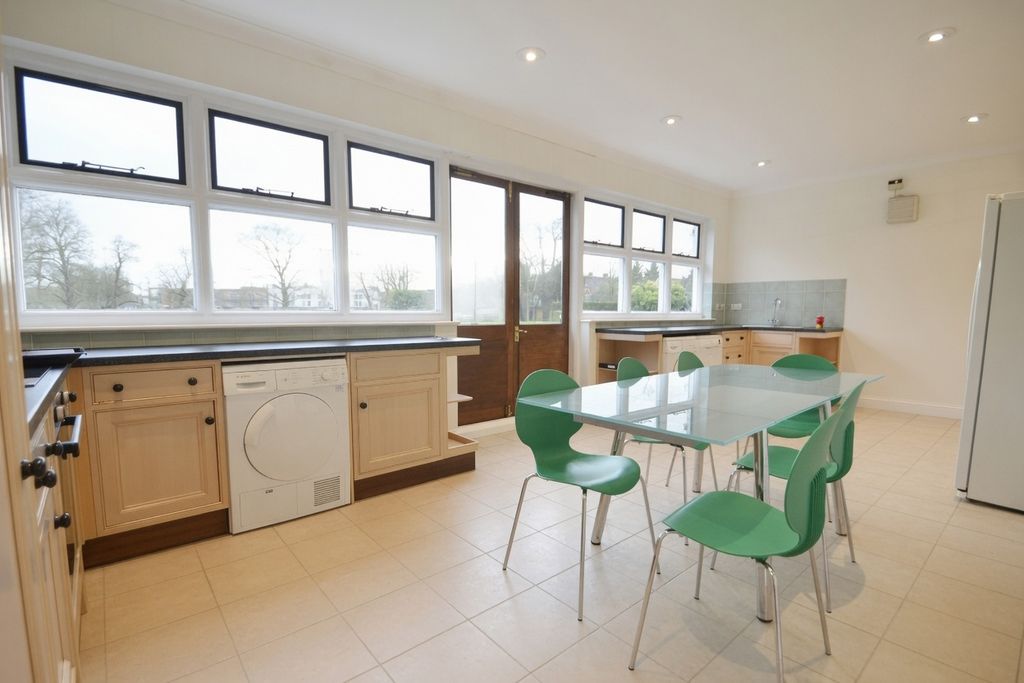 Property photo 1 of 17 Bimx4