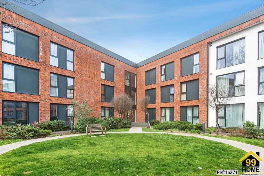 Property photo 2 of 20 Photo 1