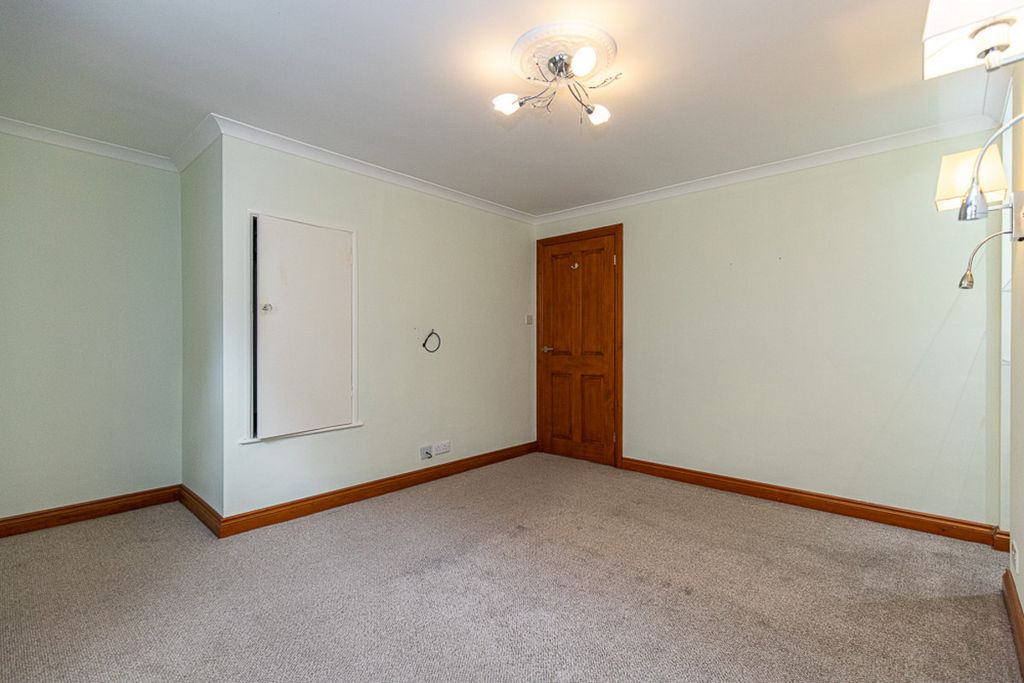 Additional image 10 of 2 bed terraced house to rentDouglas Street, Peel, 1 IM5