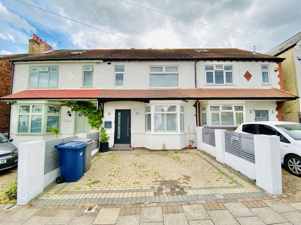 Property photo 1 of 19