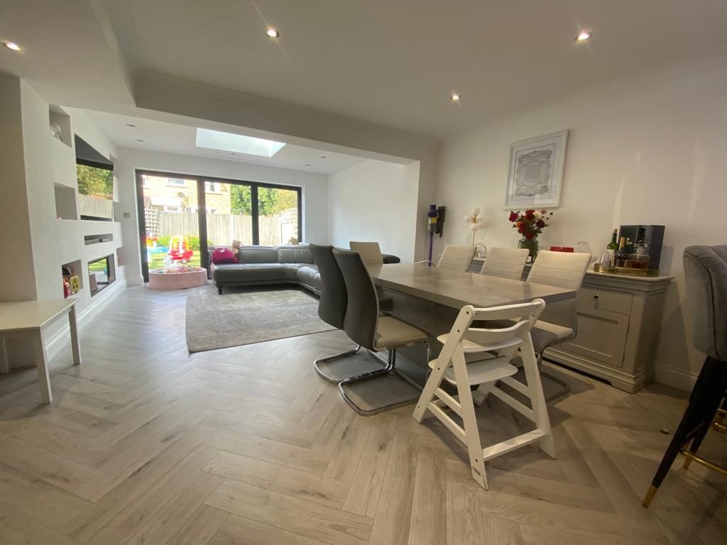 Property photo 3 of 18 63.Jpg