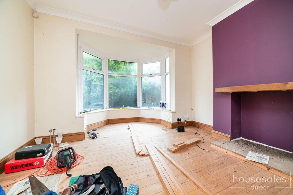 Property photo 3 of 15