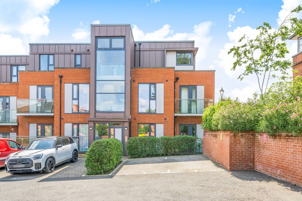 Property photo 2 of 15 3-681c91F53F527-1...