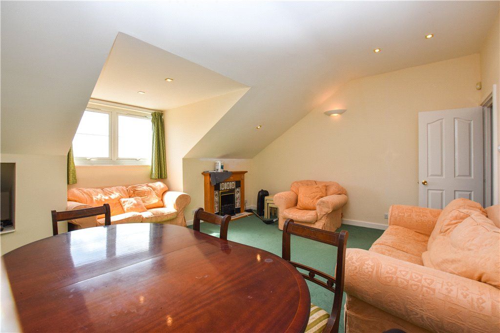 Property photo 2 of 13 Picture No. 21