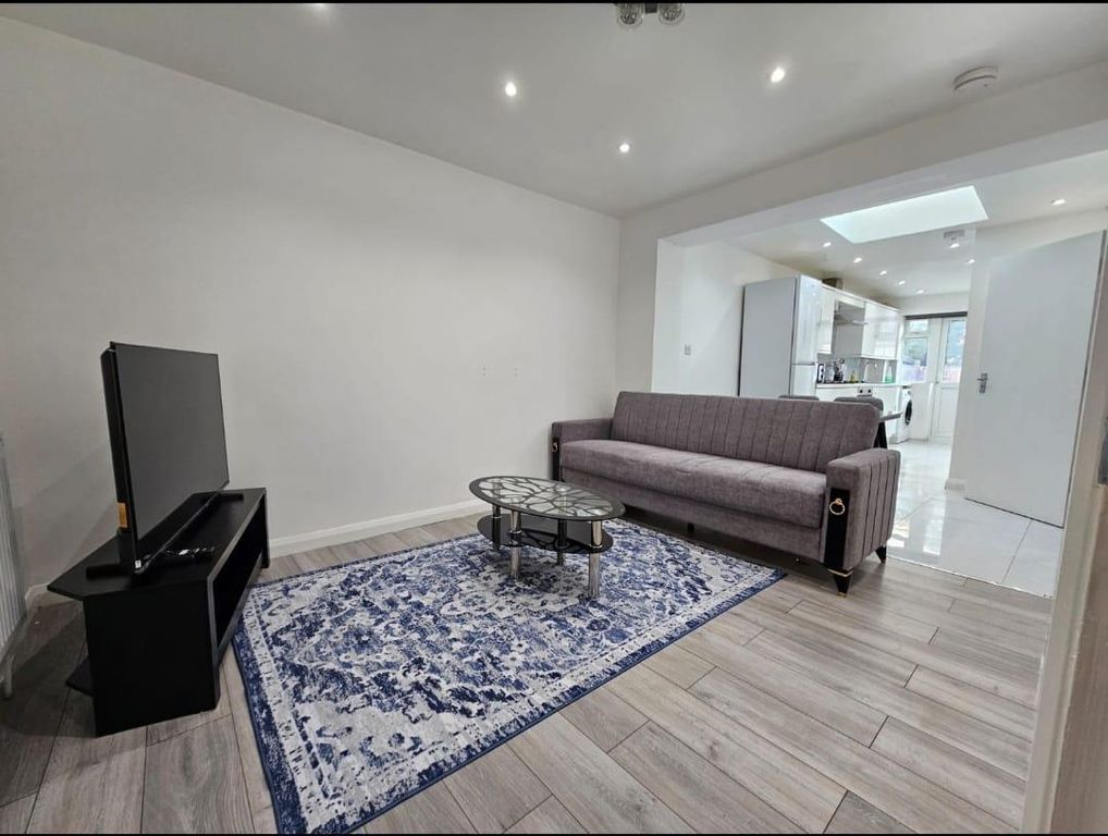 Property photo 1 of 4 Whatsapp Image 2025-12-04 At 14.23.07.Jpeg