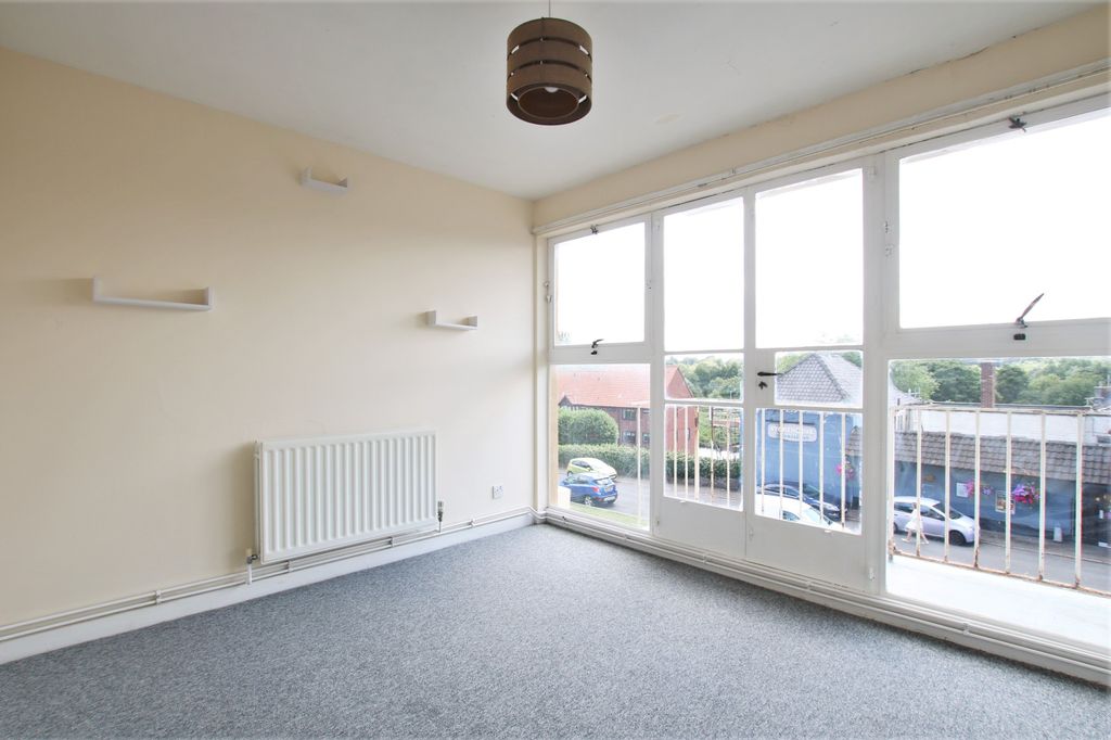 Property photo 2 of 8 Img_9741