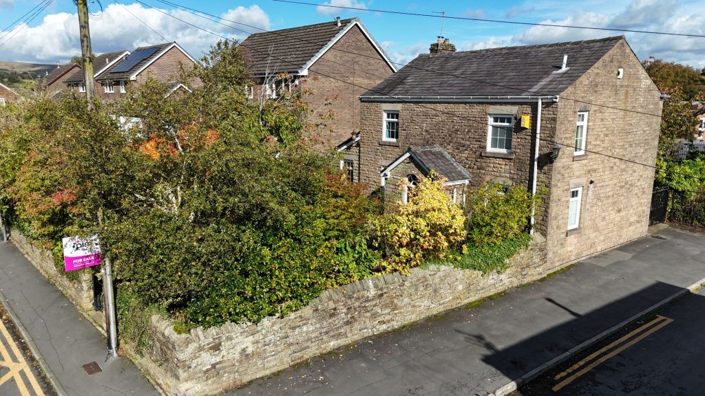 Property photo 2 of 40 2
