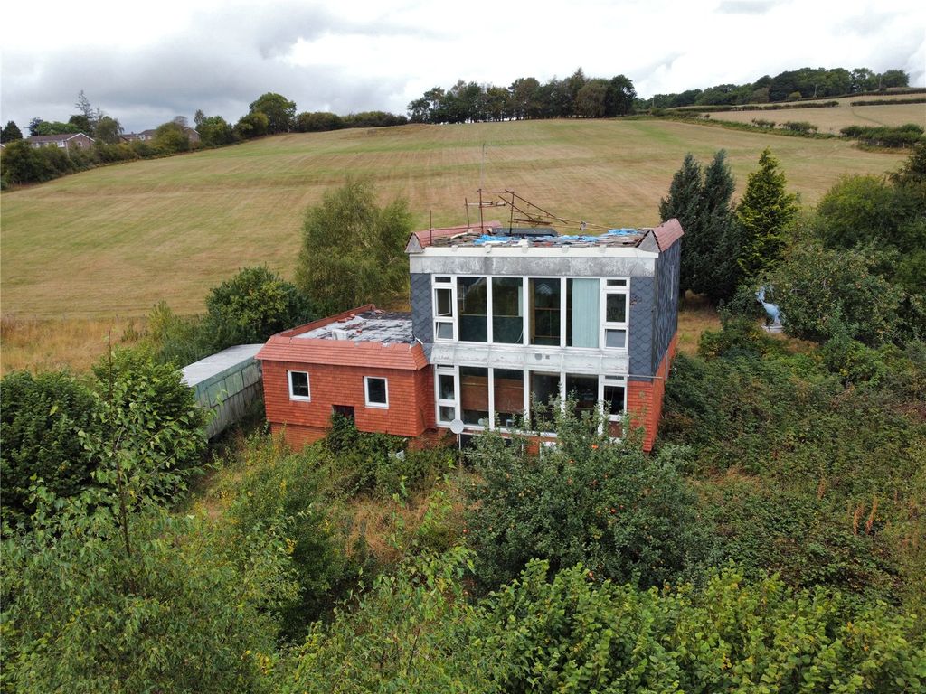 Property photo 2 of 16 Picture No. 03