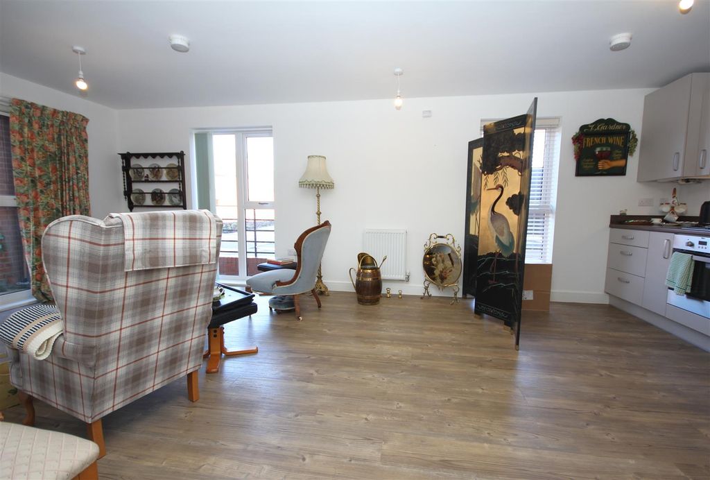 Property photo 2 of 10 Img_4517.Jpg