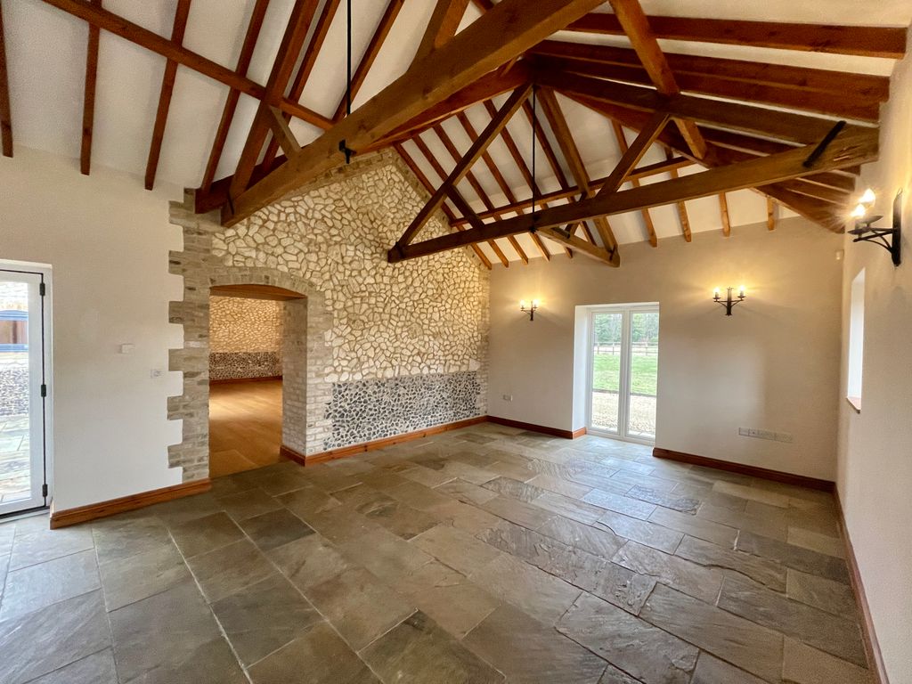 Property photo 3 of 39 View