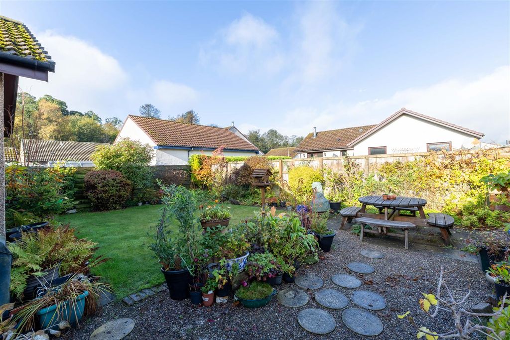 Property photo 2 of 18 S19.Jpg