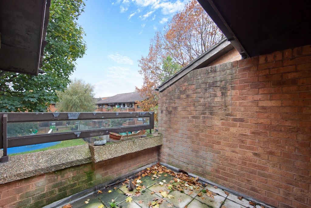 Property photo 2 of 14 Img_8262.Jpg