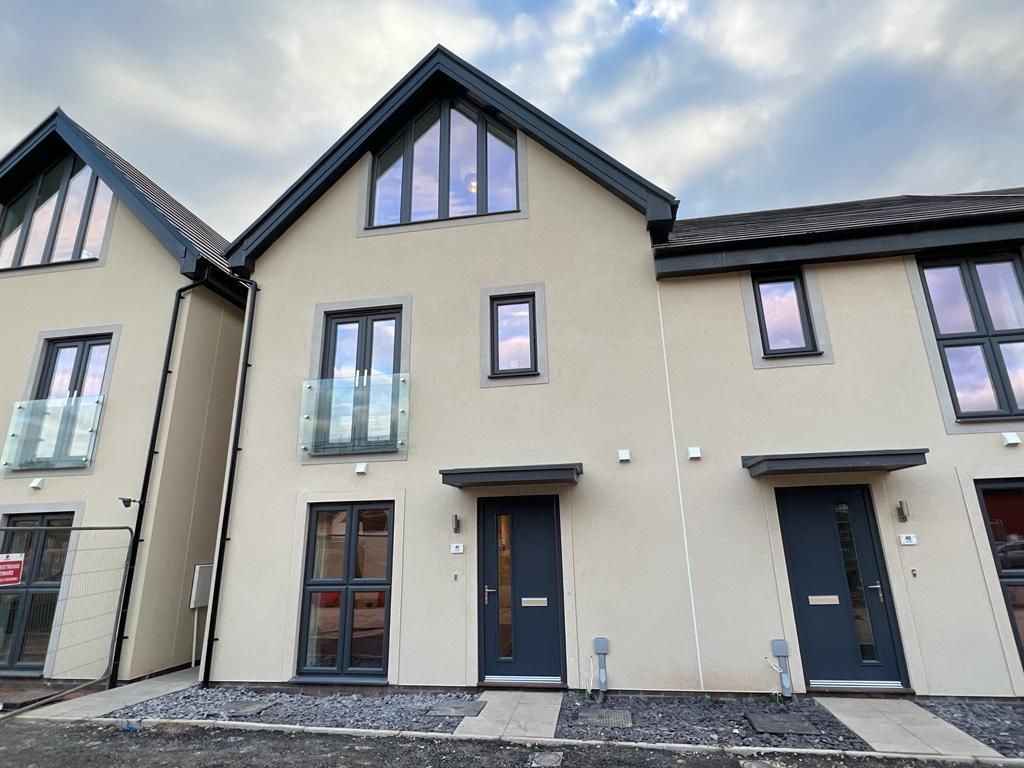 Property photo 1 of 13 Andover 4 Bed (2).Jpg