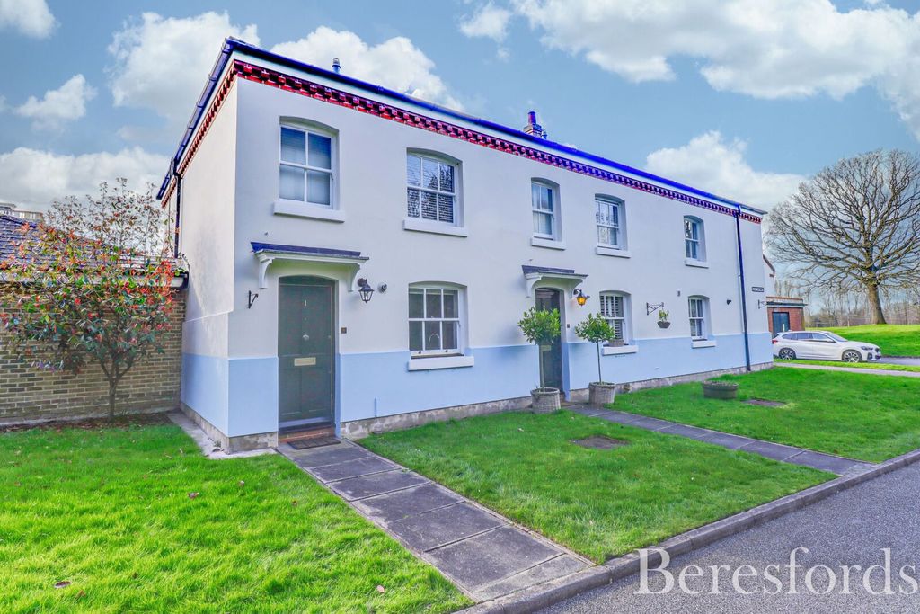 Property photo 1 of 26 Front