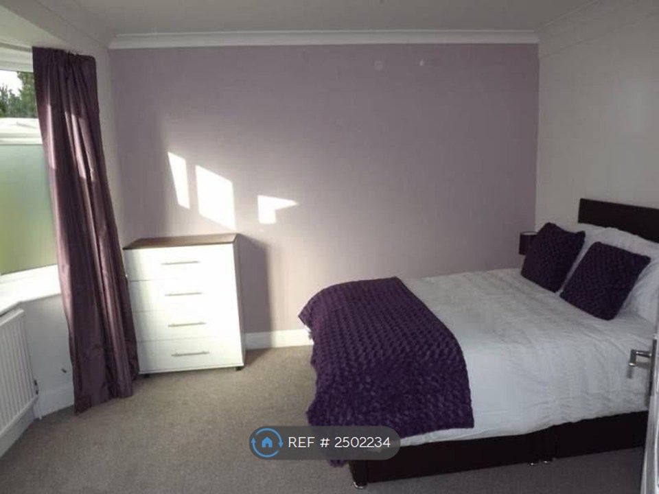 Property photo 3 of 4