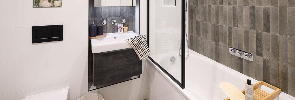 Property photo 3 of 4 An Interior Image Of A Bathroom