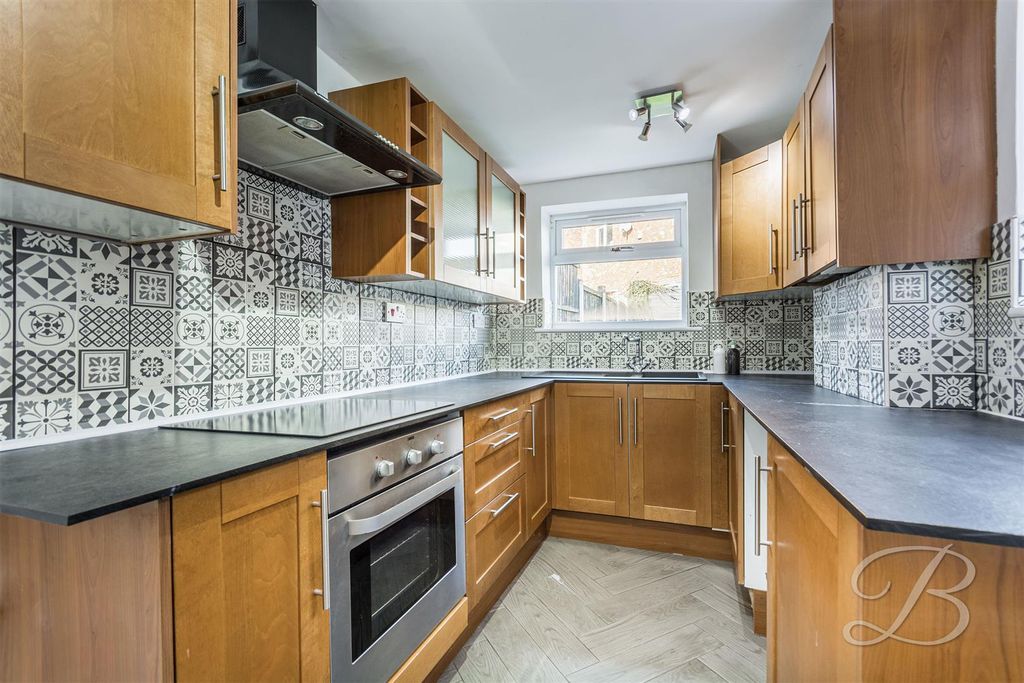 Property photo 2 of 19 Zbxrnjgknkugl7Tjhnhlkq.Jpg