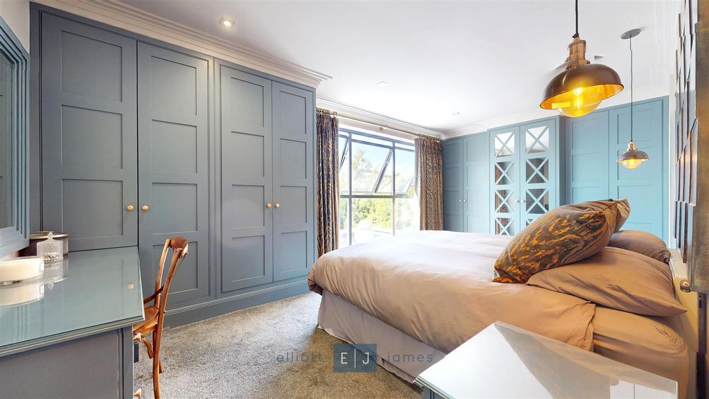Additional image 26 of 4 bed detached house for saleWoodbury Hill, Loughton IG10