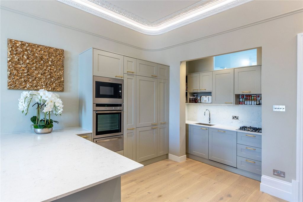 Property photo 1 of 16 Kitchen