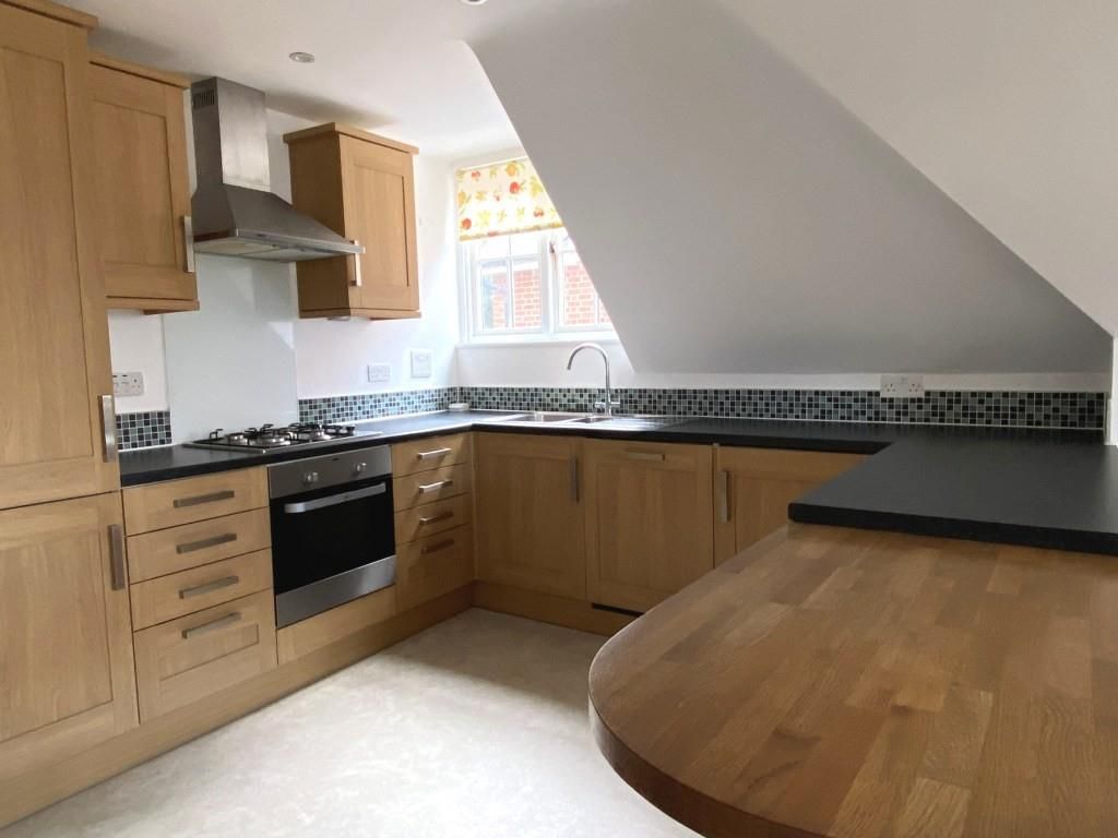 Property photo 3 of 9 4 Coach House Kitchen March.Jpg