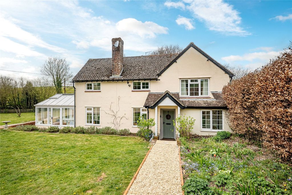 Property photo 3 of 20 Mead End House