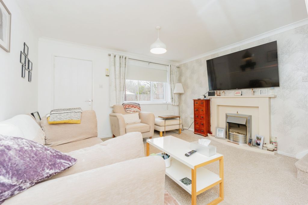 Property photo 2 of 17 Photography