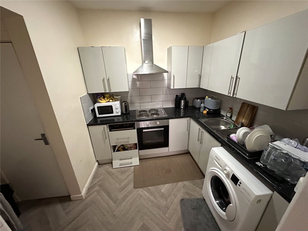 Property photo 3 of 6 Picture No. 07