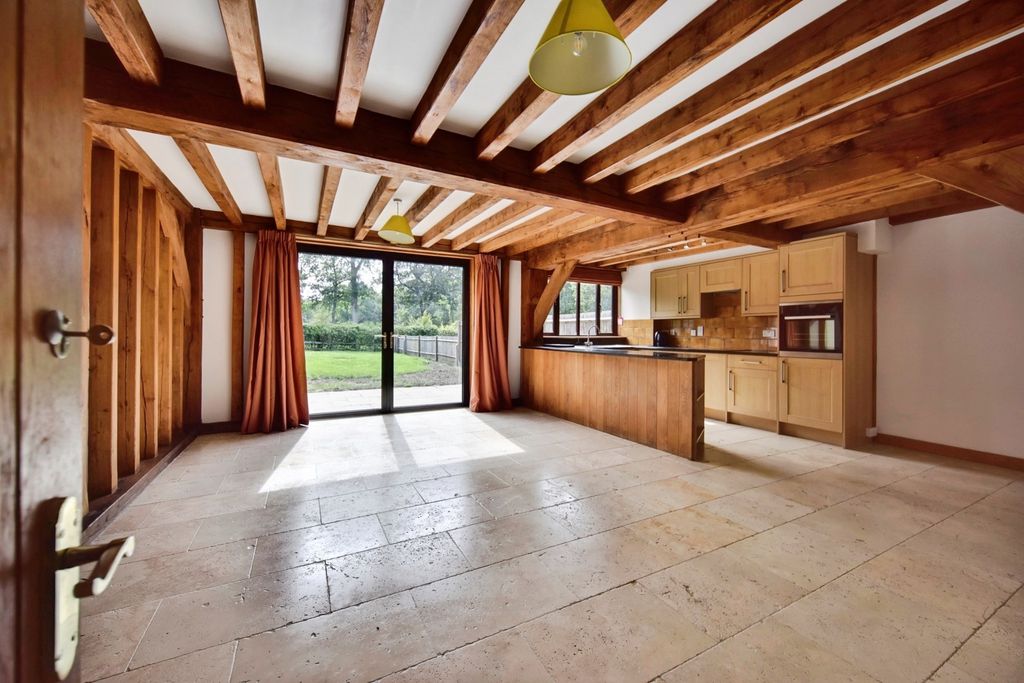 Property photo 2 of 15 Pbox-Img.Jpg