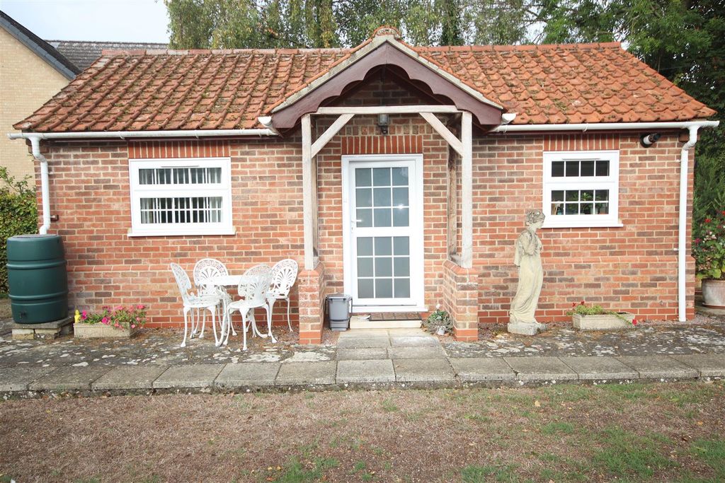 Property photo 1 of 6 Img_8776.Jpg