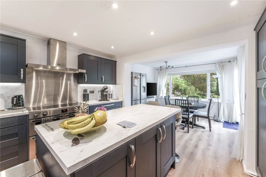 Property photo 2 of 12 Picture No. 05