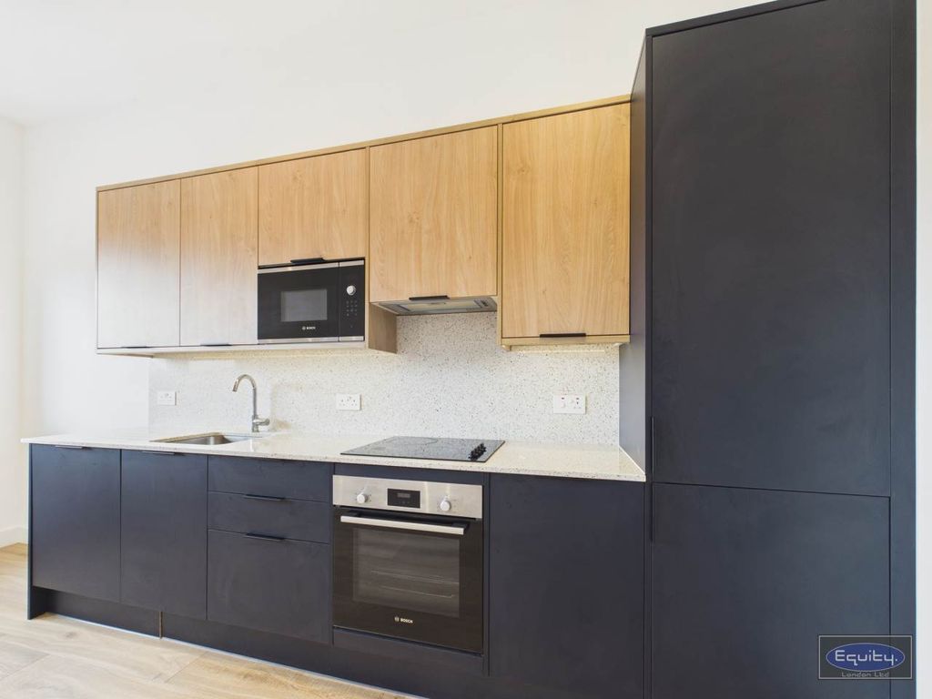 Property photo 3 of 5 Kitchen