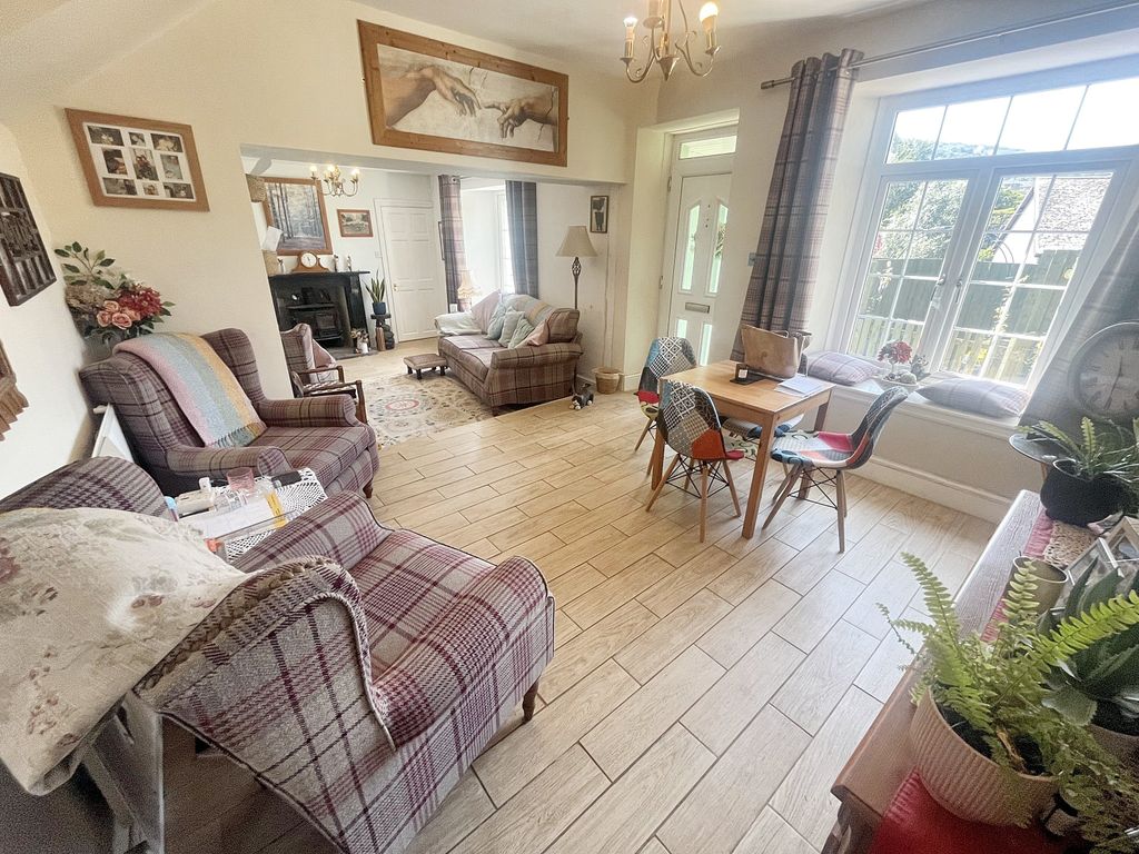 Property photo 2 of 20 Liv1