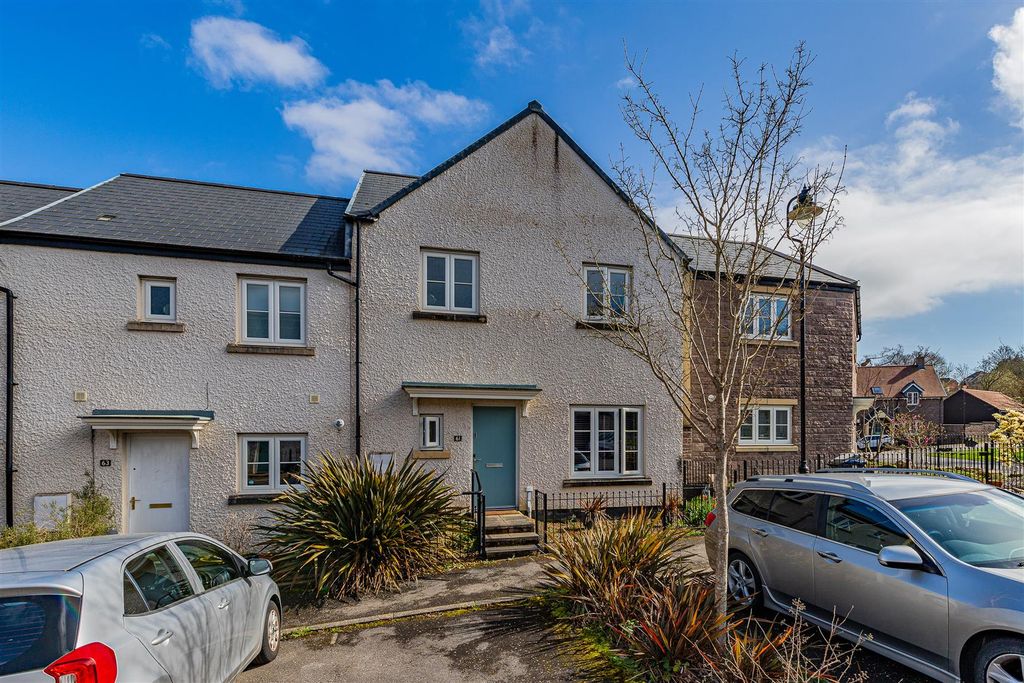 Property photo 1 of 18 61 (1 Of 19).Jpg