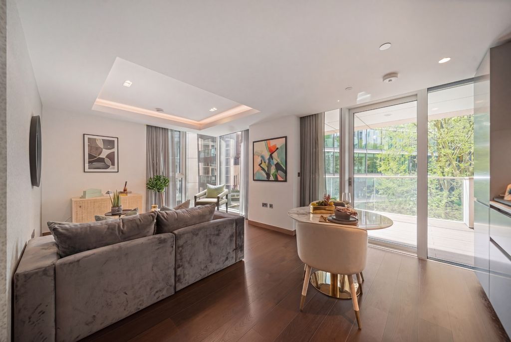 Property photo 1 of 13 Paddington Gardens D406-9.Jpg