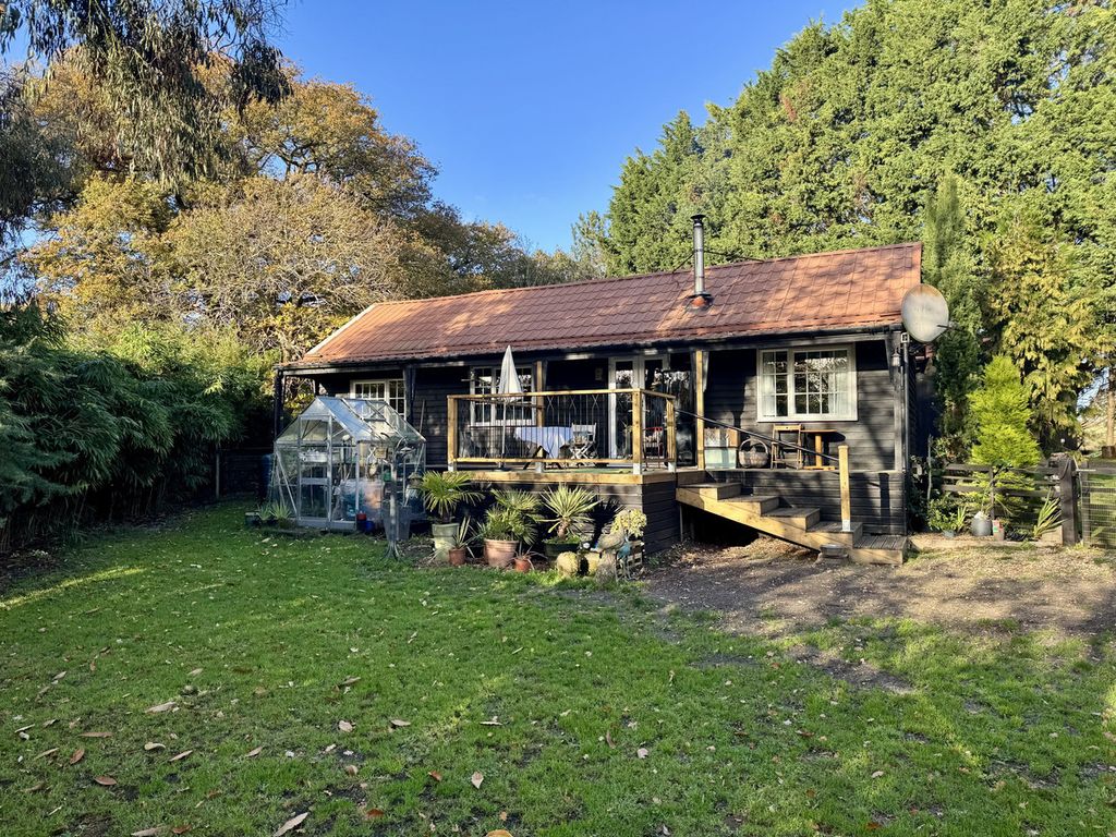 Property photo 1 of 25