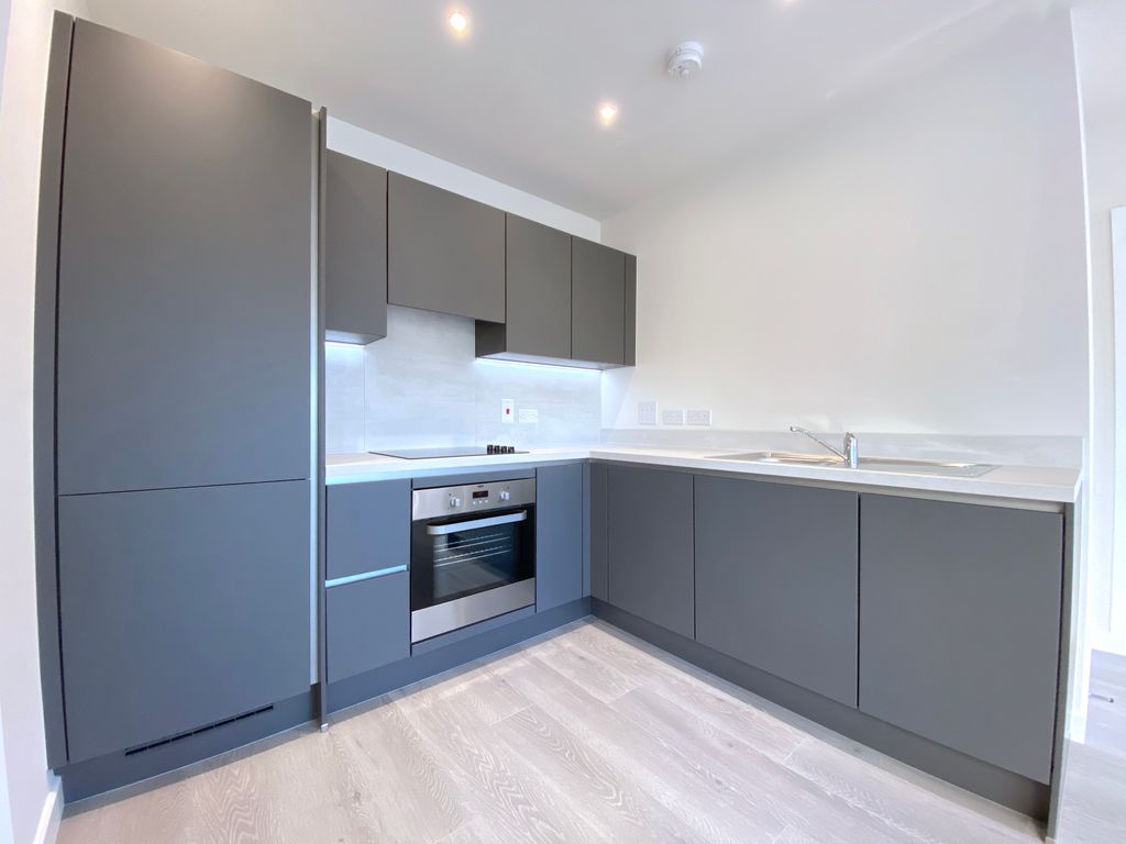 Property photo 3 of 13