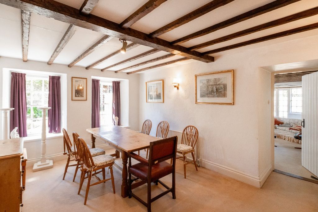 Property photo 3 of 22 Picture No. 01