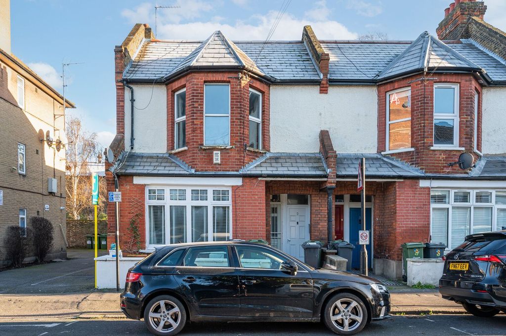 Property photo 1 of 6